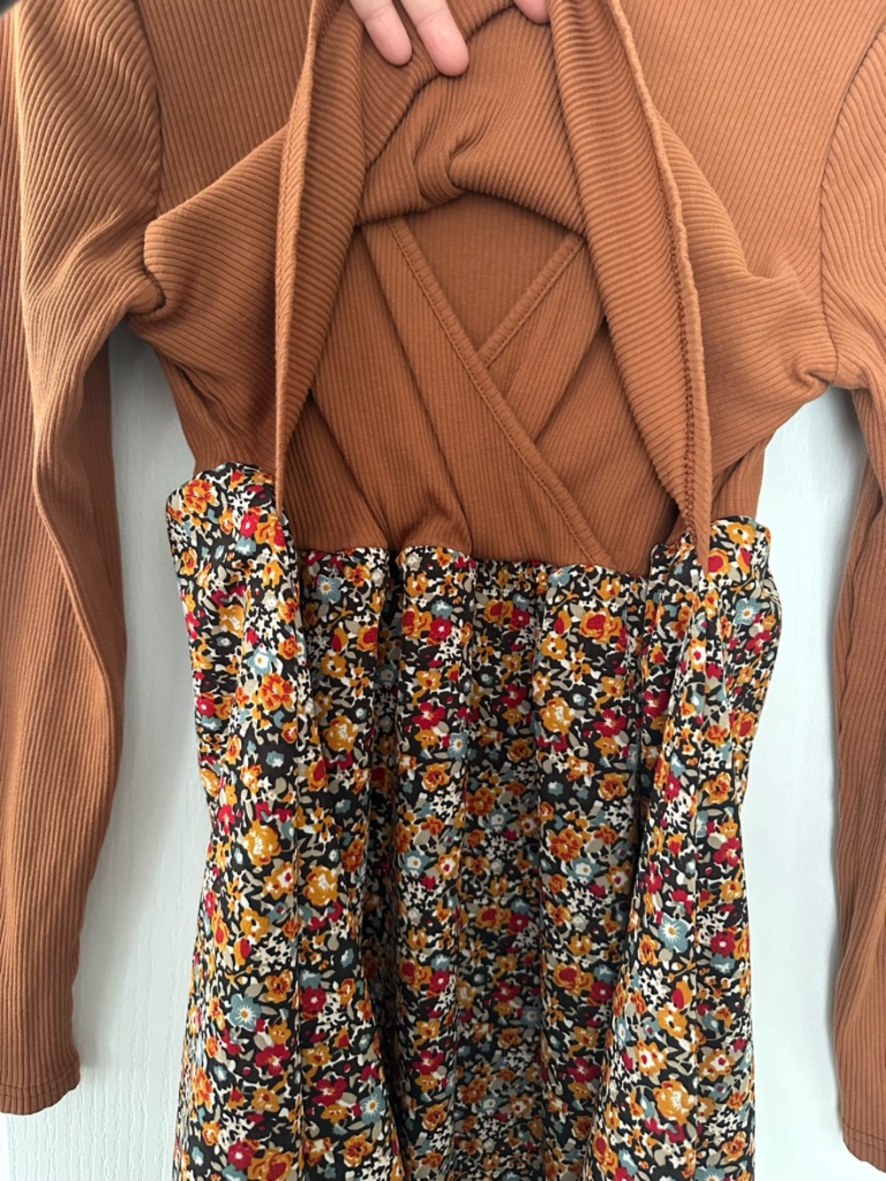 NWOT Rust Ditsy Floral Long Sleeve Ribbed Dress Nursing Breastfeeding Maternity - Picture 3 of 10